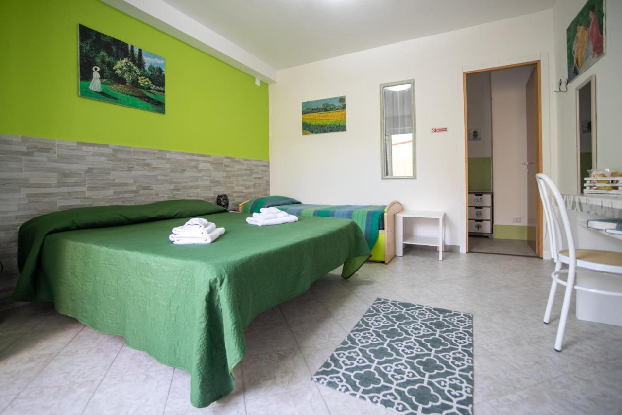 Royal Rooms Terracina Exterior photo